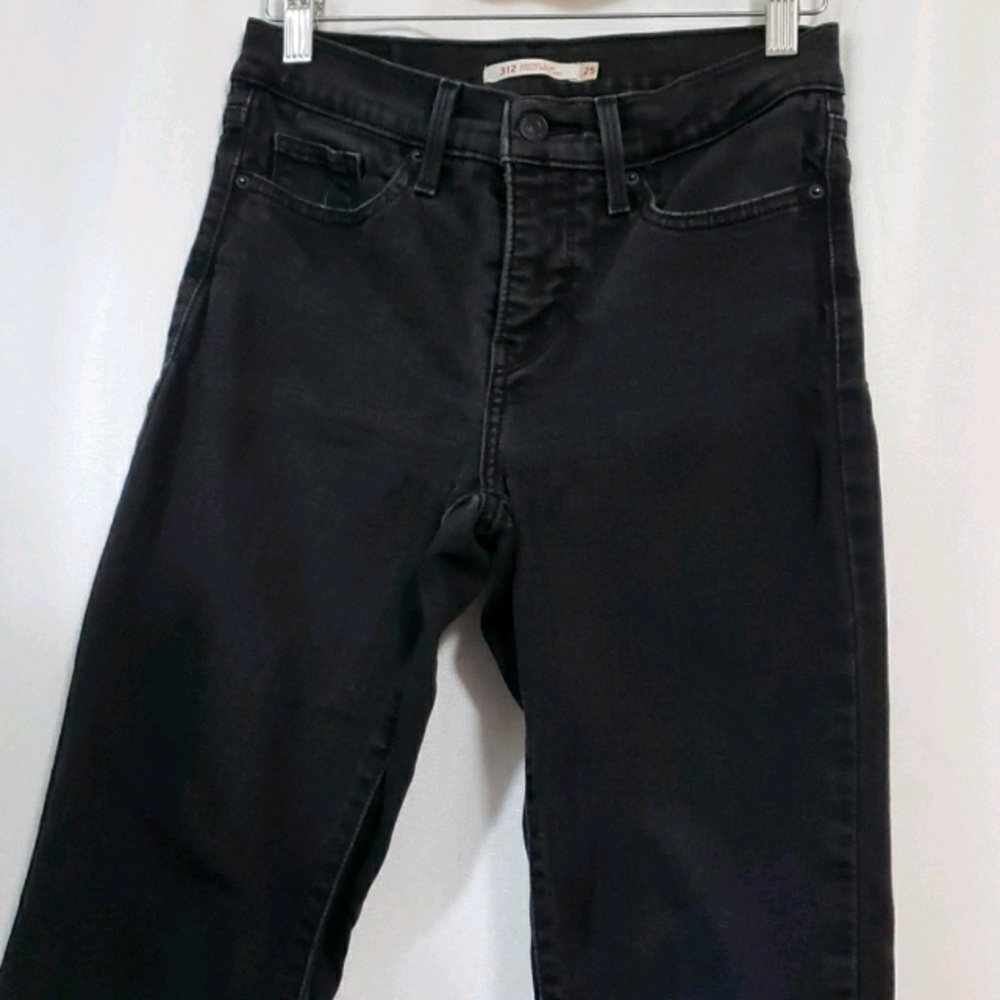 312 shaping slim Levis, black